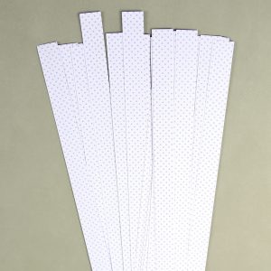 Str. 15 x 450 mm whwite/lilac dots   40 St. Paper St./Pcs 120g